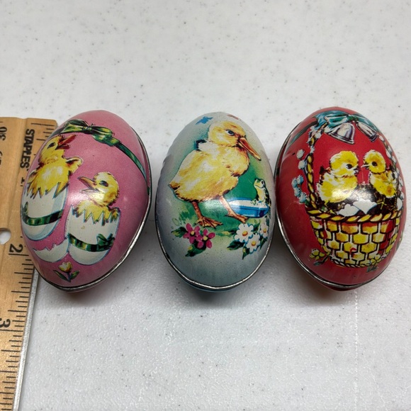 Vintage Metal Easter Egg Tin Trinket Box - Picture 5 of 8